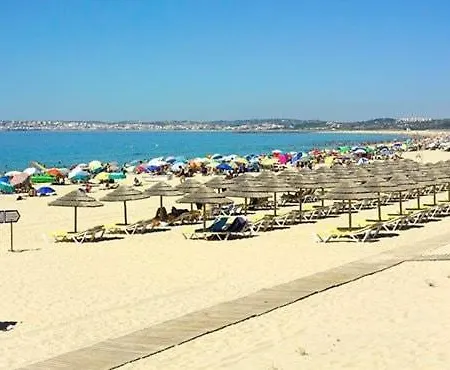 Beachfront With Incredible Views Alvor
