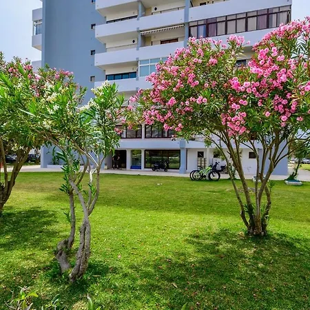 Beachfront With Incredible Views